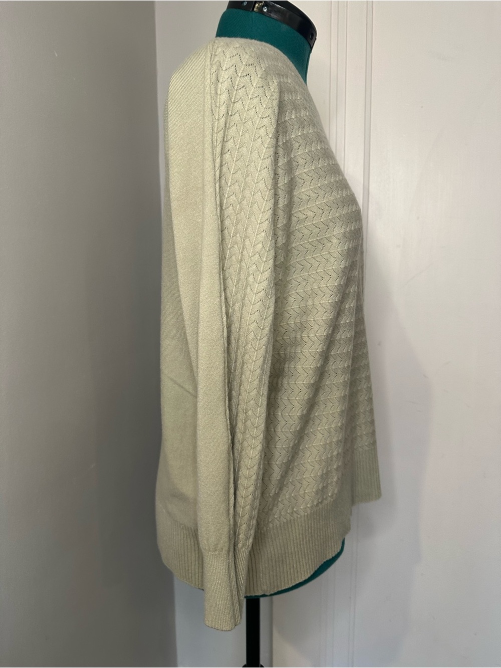 VILA Cream Textured Crew Neck Sweater - Picture 4 of 8